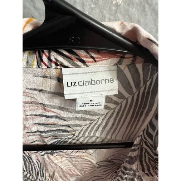 Liz Claiborne Top Womens Sleeveless Button Up Size‎ Medium - Picture 7 of 7
